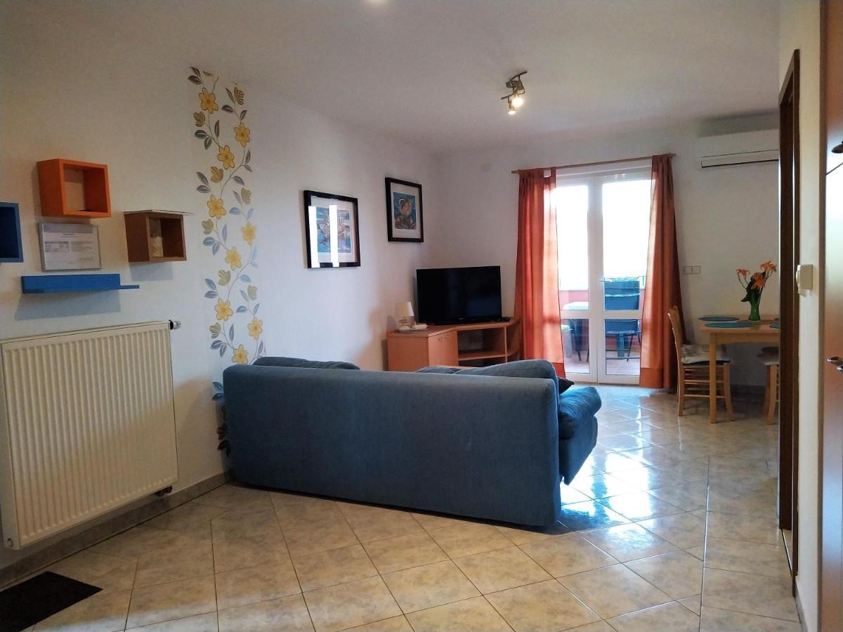 Apartmán No Stress On Cres Exteriér fotografie
